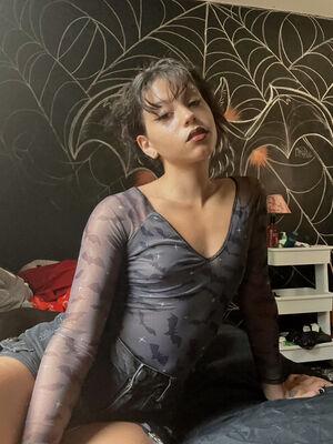 Original 1536 px/ 2048 px