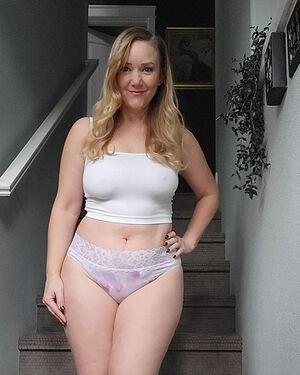 Original 720 px/ 899 px