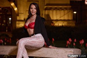 Original 2999 px/ 2000 px