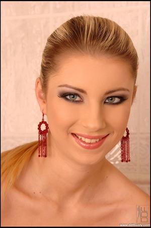 Original 1074 px/ 1617 px