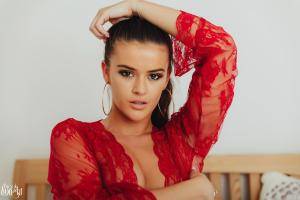 Original 4500 px/ 3000 px