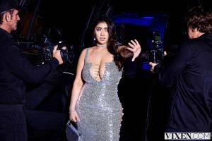 Original 2998 px/ 2000 px