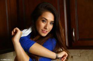 Original 1600 px/ 1066 px