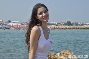 Original 2400 px/ 1600 px