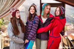 Original 5000 px/ 3333 px