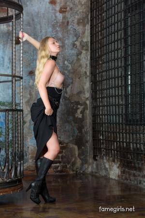 Original 3840 px/ 5760 px