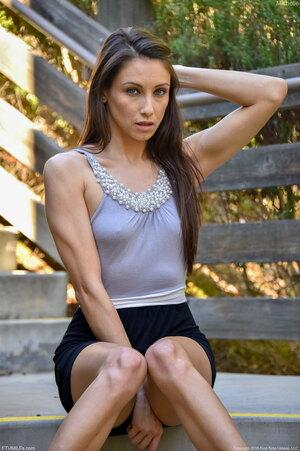 Original 1363 px/ 2048 px