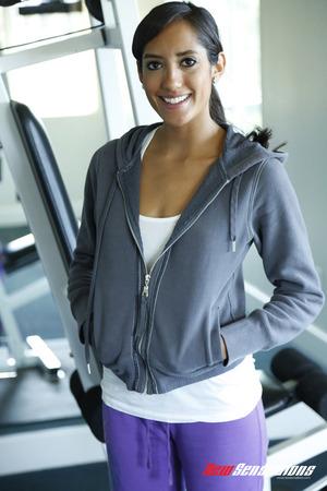 Original 683 px/ 1024 px