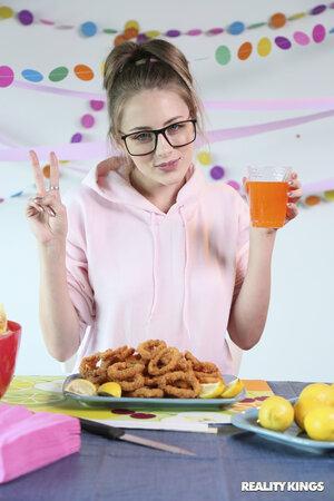 Original 2000 px/ 3000 px