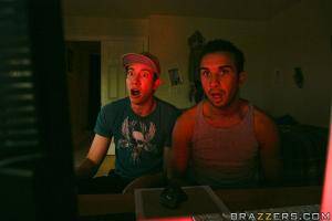 Original 900 px/ 600 px