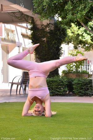 Original 852 px/ 1280 px