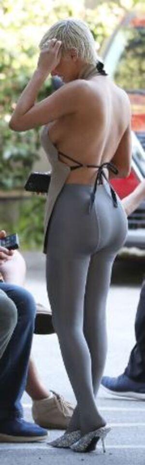 Original 143 px/ 456 px