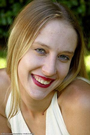 Original 684 px/ 1024 px