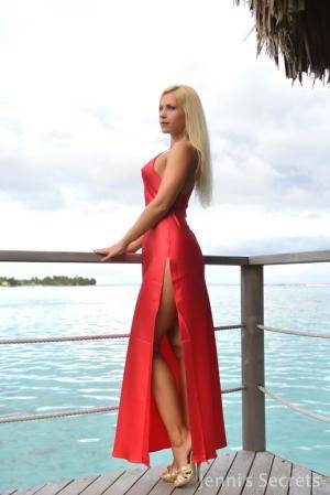 Original 683 px/ 1023 px