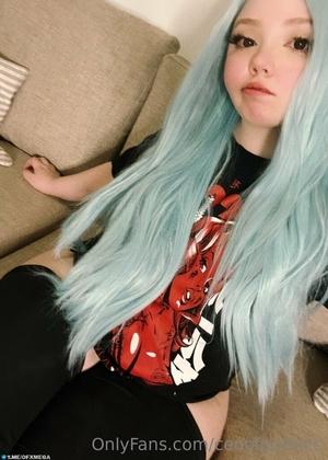 Original 732 px/ 1024 px