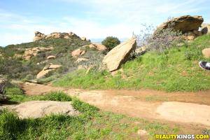 Original 2700 px/ 1800 px