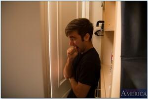 Original 850 px/ 571 px