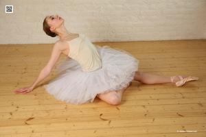 Original 4500 px/ 3000 px