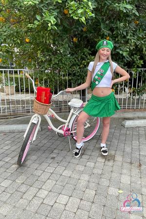 Original 2000 px/ 3000 px