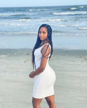 Original 740 px/ 925 px