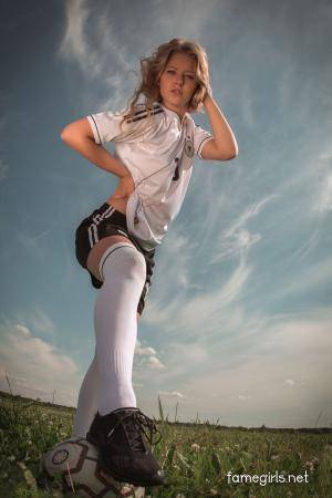 Original 3840 px/ 5760 px