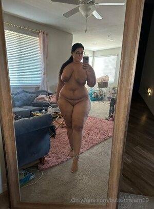 Original 379 px/ 516 px