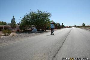 Original 900 px/ 600 px