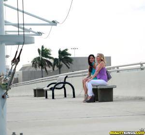 Original 900 px/ 841 px