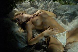 Original 4256 px/ 2819 px