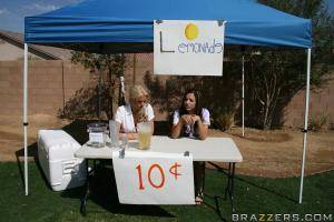 Original 900 px/ 600 px