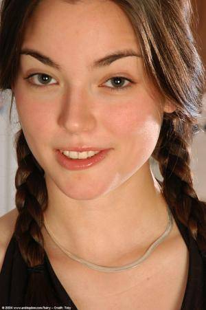 Original 680 px/ 1024 px