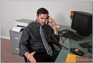 Original 850 px/ 571 px