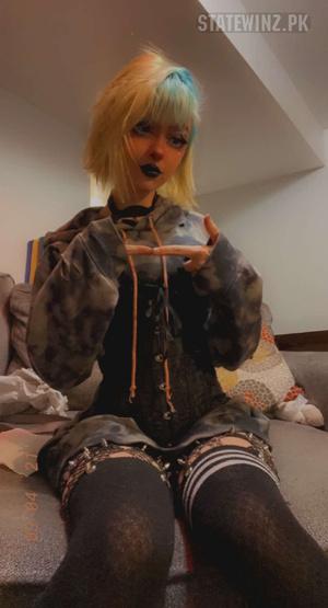 Original 692 px/ 1280 px