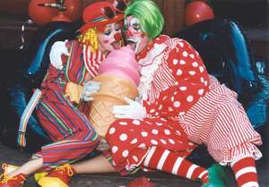 Original 1000 px/ 698 px