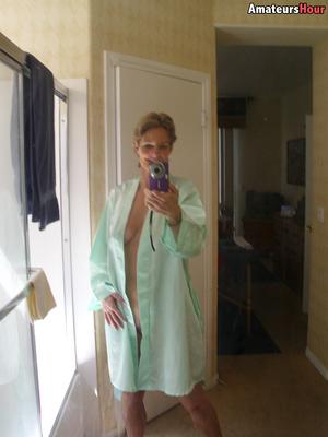 #AmateursHour - Taylor Selfies