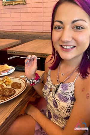 Original 2000 px/ 3000 px