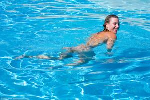 Original 1442 px/ 961 px