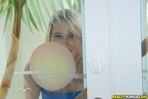 Original 3840 px/ 2568 px