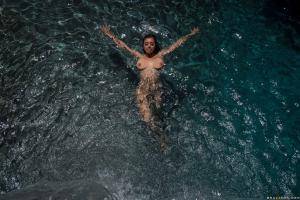 Original 2491 px/ 1663 px