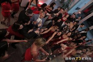 Original 3000 px/ 2000 px