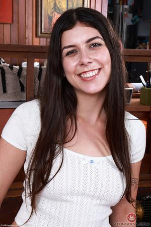 #AmKingdom - Lily Winters