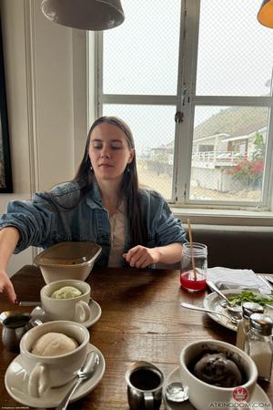 Original 2000 px/ 3000 px