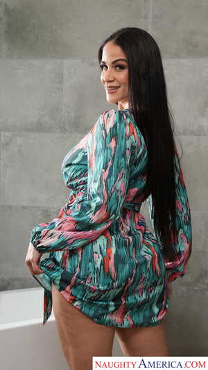 Original 1406 px/ 2500 px