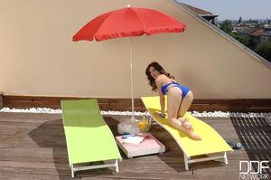 Original 2000 px/ 1328 px