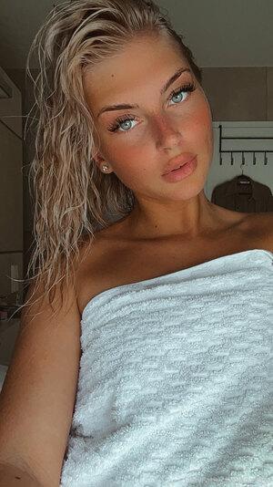 Original 750 px/ 1334 px