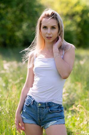 #TeenDreams Dee Vine in the field getting naked