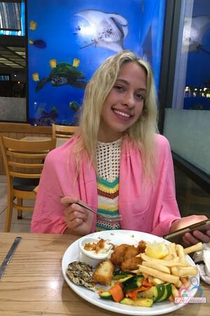 Original 2000 px/ 3000 px