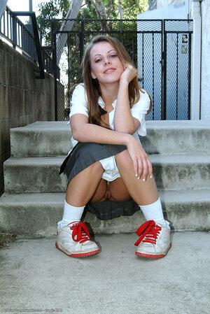 Original 684 px/ 1024 px