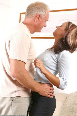 Original 683 px/ 1024 px