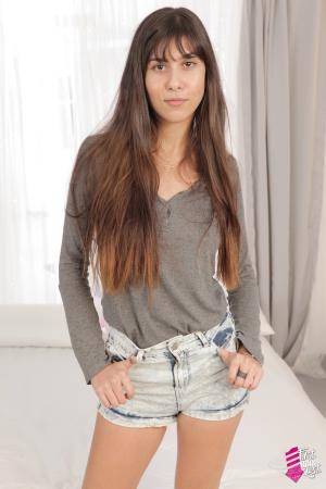 Original 853 px/ 1280 px